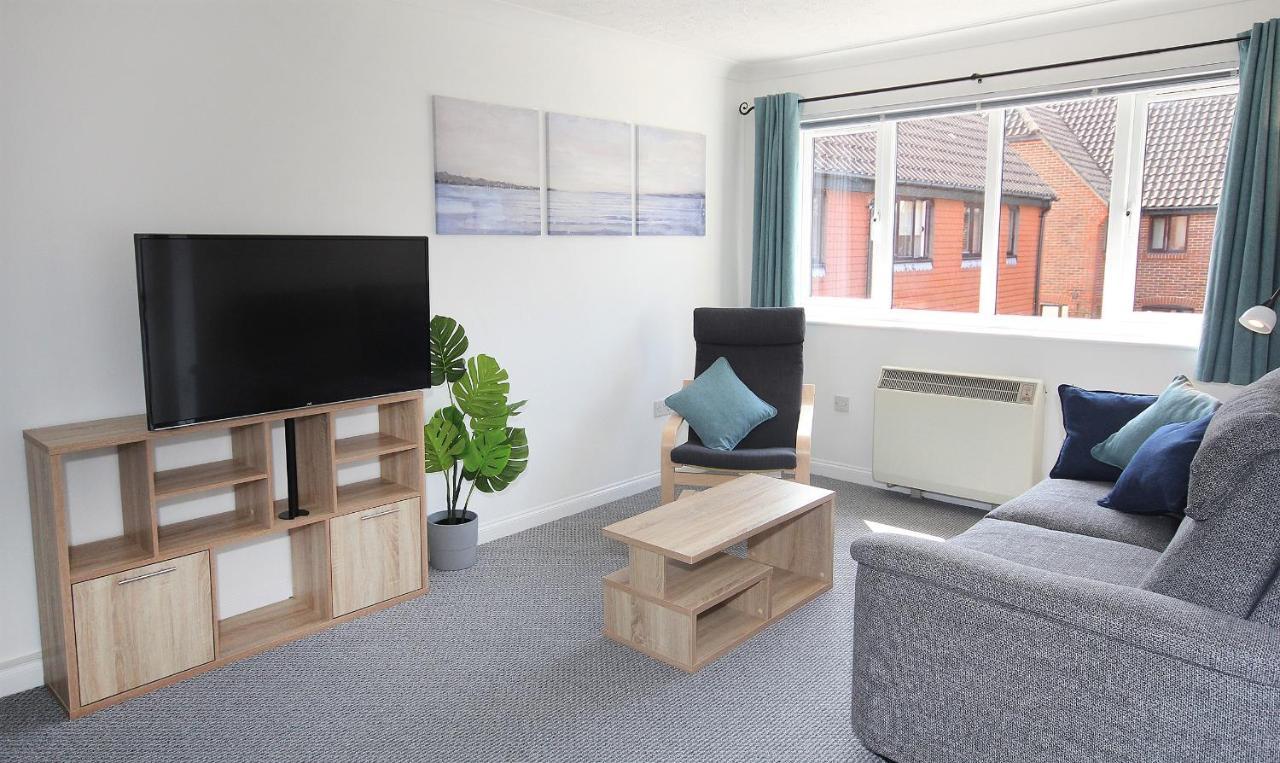 Chipad Mono - Quality City Centre Apartment, With Free Parking Space Chichester Exterior foto