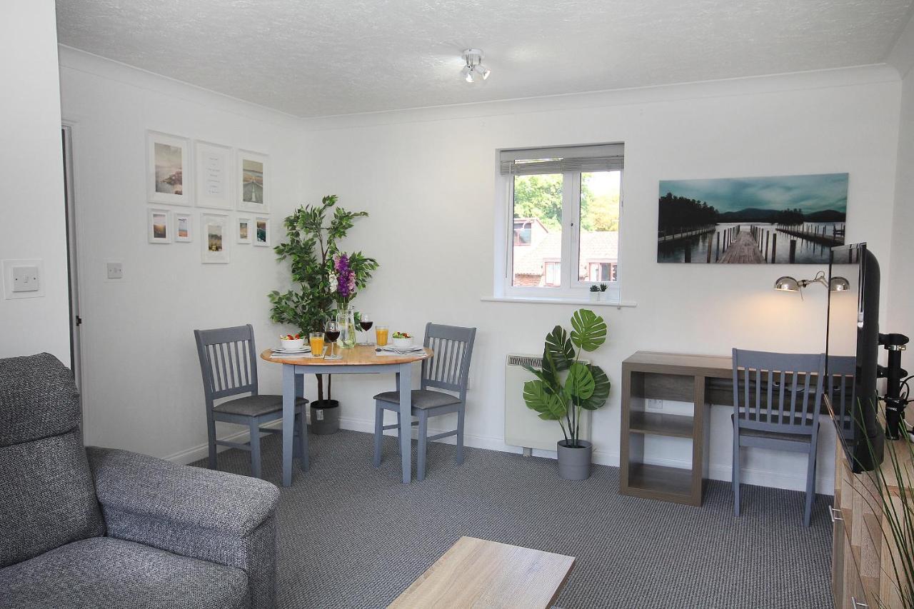 Chipad Mono - Quality City Centre Apartment, With Free Parking Space Chichester Exterior foto